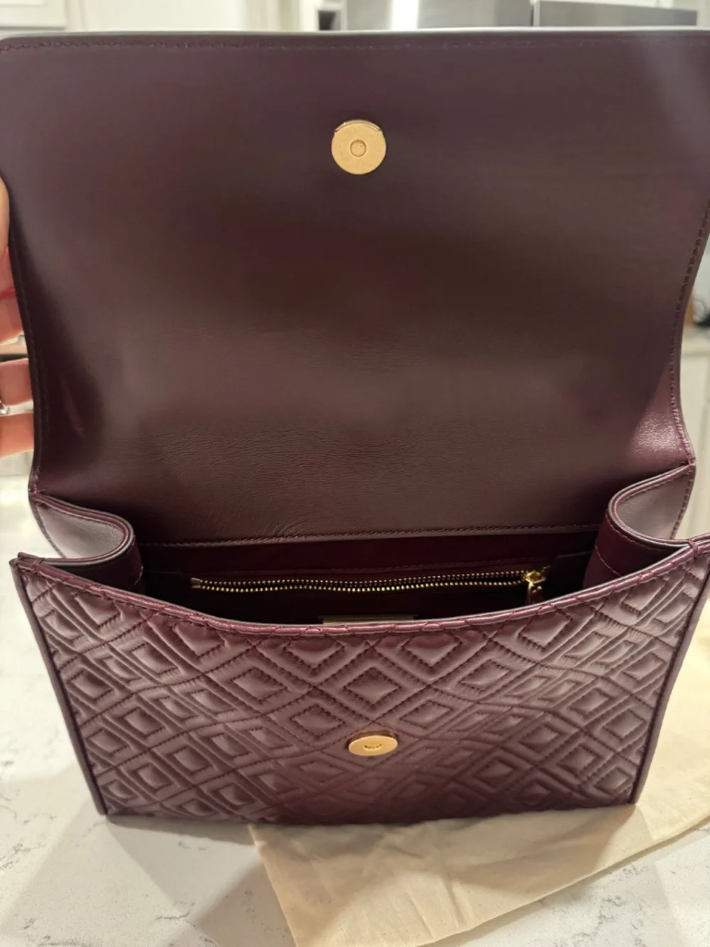 Tory Burch Small Fleming Convertible Shoulder Bag – Burgundy Quilted Leather